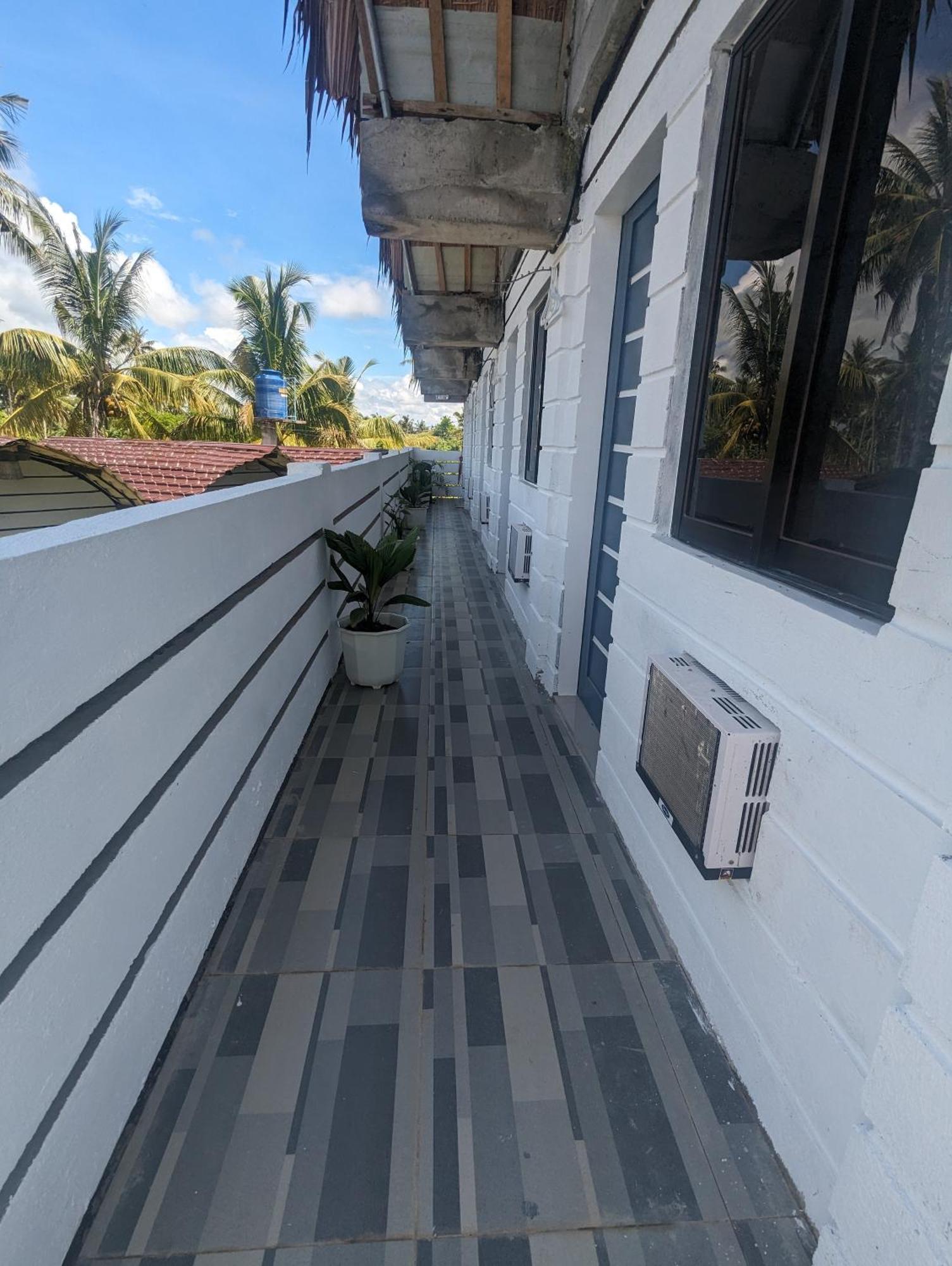 Apartamento Point F Siargao Catangnan Exterior foto