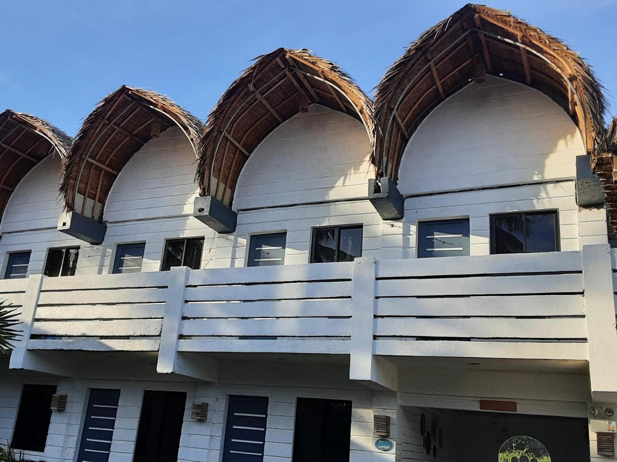 Apartamento Point F Siargao Catangnan Exterior foto