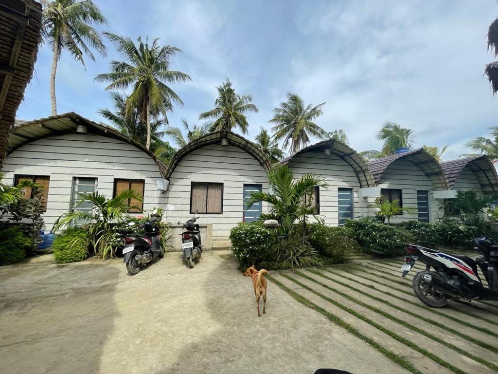 Apartamento Point F Siargao Catangnan Exterior foto